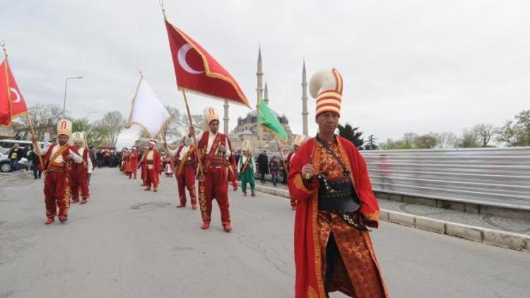 Mehter takımına 1.70 boyunda erkek memur aranıyor