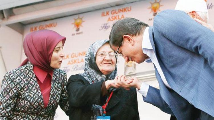 Ahmet Davutoğlu: Meydanı boş bırakmayız