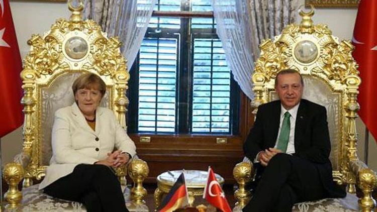 Erdoğan ile Merkelin görüşmesi sona erdi