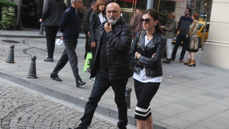 Hikmet Karaman, İstanbulda genç bir kadınla görüntülendi