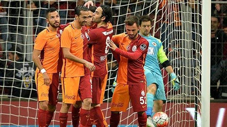 Galatasarayın göğüs sponsoru Dumankaya oldu