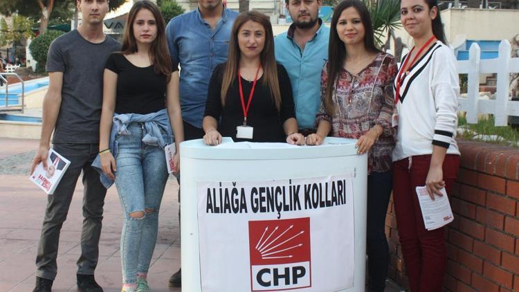CHP’li gençler alanlarda oy istiyor