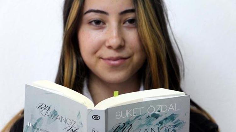 Lise öğrencisi Buketin yazdığı hikaye kitap oldu