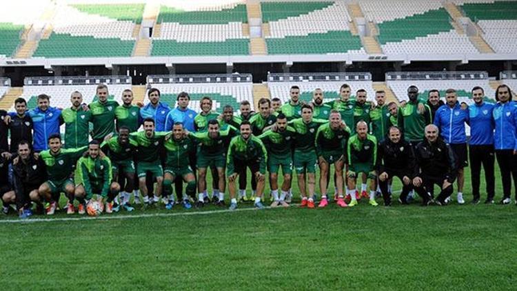 Bursaspor, Timsah Arenada ilk idmanına çıktı