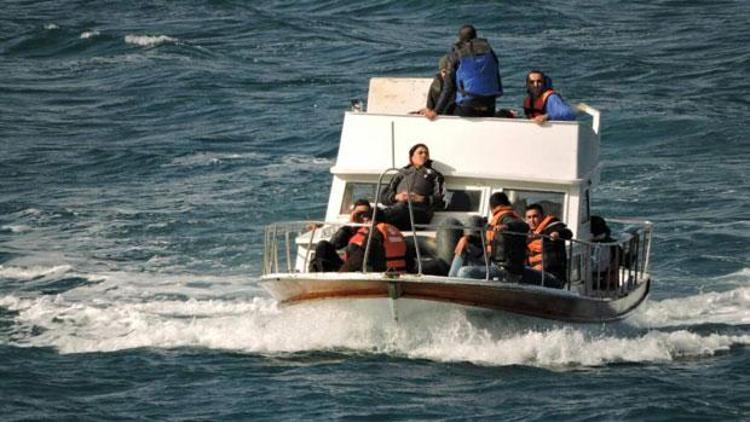 Kuzey Ege’de mültecileri Yunan balıkçılar kurtardı