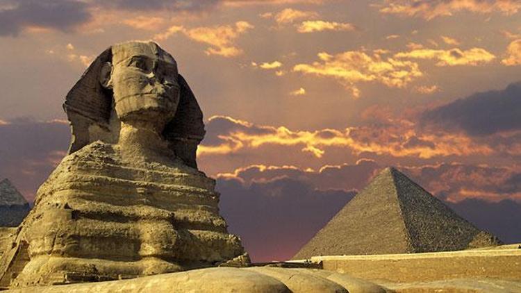 Mısır piramitlerinin gizemi çözüldü