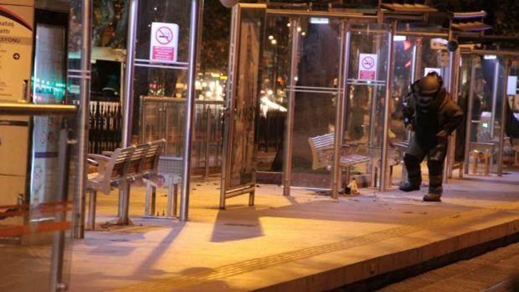 İstanbulda iki tramvay durağında bomba süsü verilmiş paket