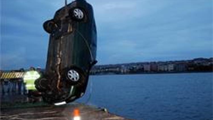 Tekirdağ Limanında otomobil denize uçtu: 4 ölü