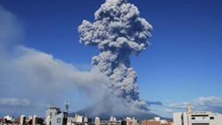 Sakurajima Yanardağı faaliyete geçti