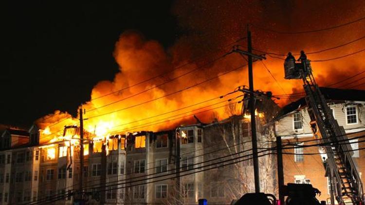 ABDde Türk diplomatların yaşadığı sitede yangın