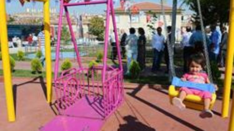 Engelsiz Park Bakan Şahinin katılımıyla açıldı