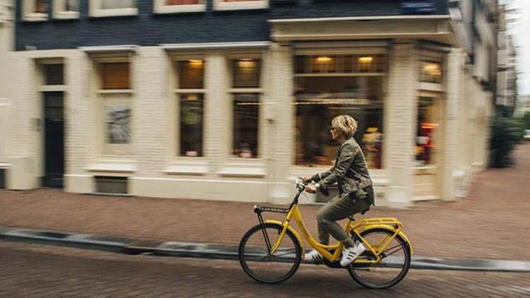 Alya ile Amsterdam’ı sarı bisikletle keşfediyoruz
