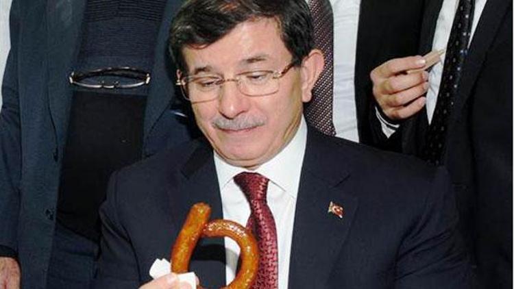 Başbakan Ahmet Davutoğlu, ATOnun 120nci kuruluş yemeğinde