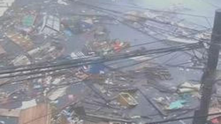 Haiyan Tayfunu Filipinleri yerle bir etti
