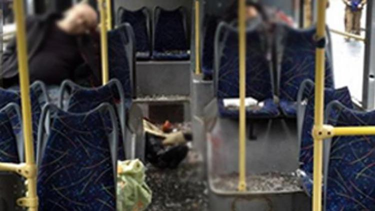 Ukrayna’da otobüs durağına isabet eden top mermisi 13 can aldı