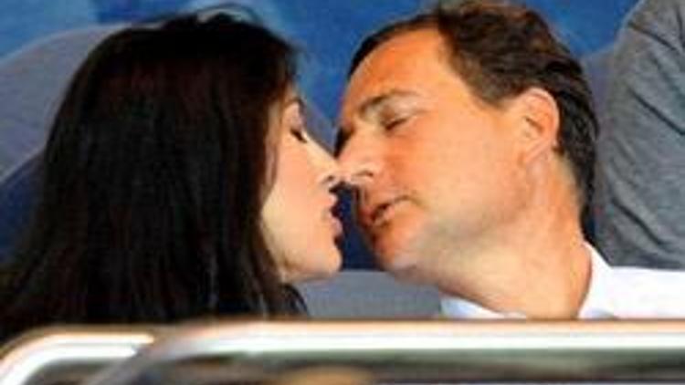 Sarkozy’nin bakanı Besson boşandı