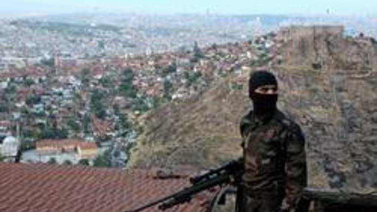 Ankarada şafak operasyonu: 61 gözaltı