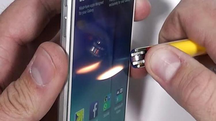 Galaxy S6ya falçata ve çakmak testi
