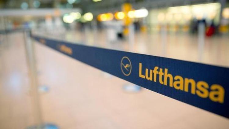 Lufthansada grevi uzattı