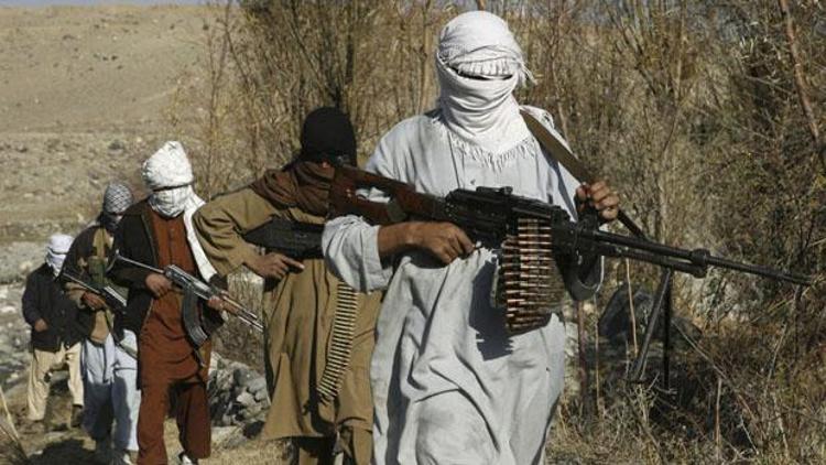 Taliban kendi arasında çatıştı: 70 ölü