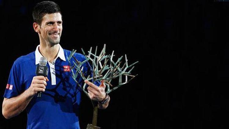 Djokovic Pariste tarih yazdı