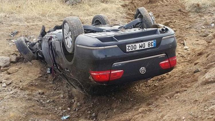 Kayseri Büyükşehir Belediye Başkanı Mustafa Çelikin konvoyunda kaza