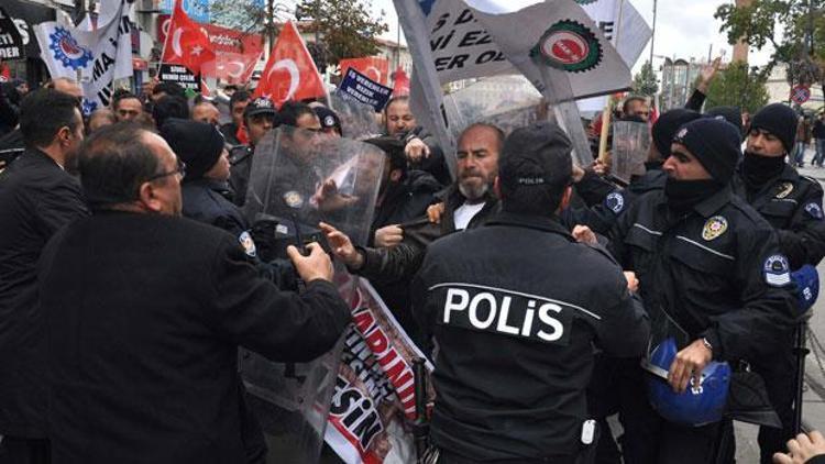 Sivasta protestocu işçilerle polis arasında arbede