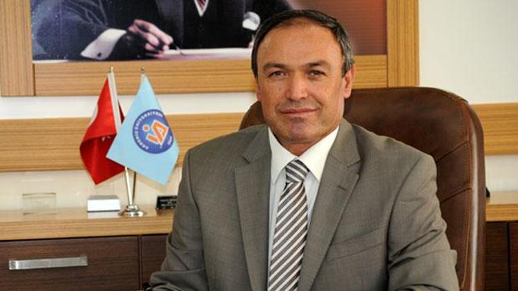 Akdeniz Üniversitesi rektörü Prof. İsrafil Kurtcephe görevden alındı