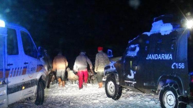 Kars’ta tipiye yakalanan 5 çoban kurtarıldı, 1 çoban ölü bulundu