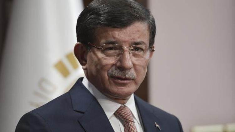 Başbakan Davutoğlu: Paristeki alçak saldırının hedefi tüm insanlıktır