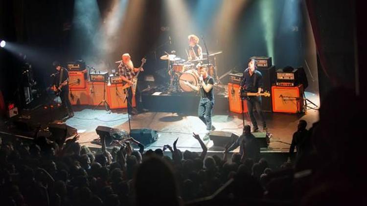 Dehşetten dakikalar önce: Eagles of Death Metal grubu Paristeki katliamdan kurtuldu mu İşte cevap