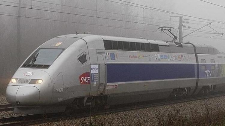 Fransa’da tren kazası: 10 ölü