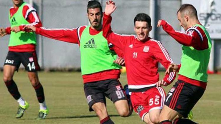 Sivasspor gençlere acımadı: 8-0