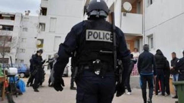 Fransa’da bir Türk’e ırkçı saldırı