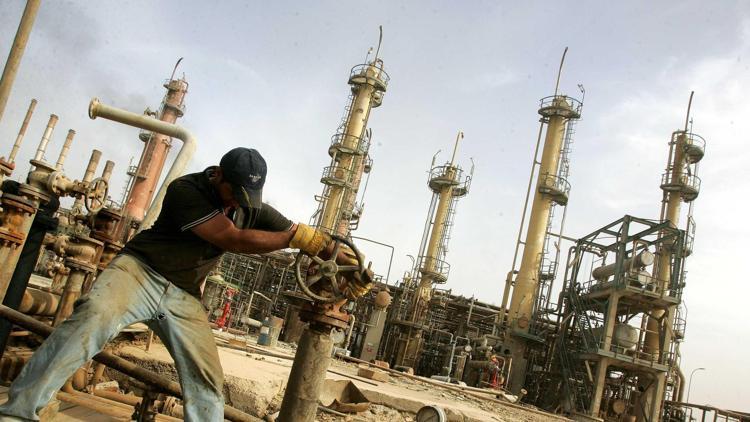 IŞİDin petrol kaynaklarına bomba yağıyor