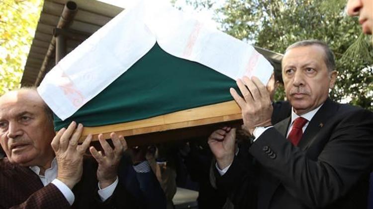 Cumhurbaşkanı Erdoğan, Çatalca’da arkadaşının cenaze namazına katıldı