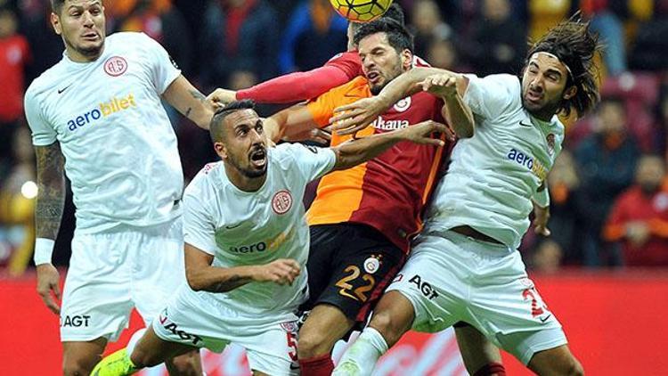 Galatasaray - Antalyaspor maçı yazar görüşleri