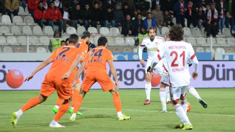 Medicana Sivasspor 2-2 Medipol Başakşehir