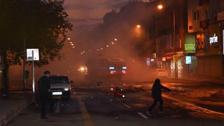 Tahir Elçinin öldürülmesinin ardından Diyarbakırda olaylar çıktı
