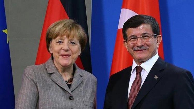 Başbakan Davutoğlu, Merkel ile görüştü