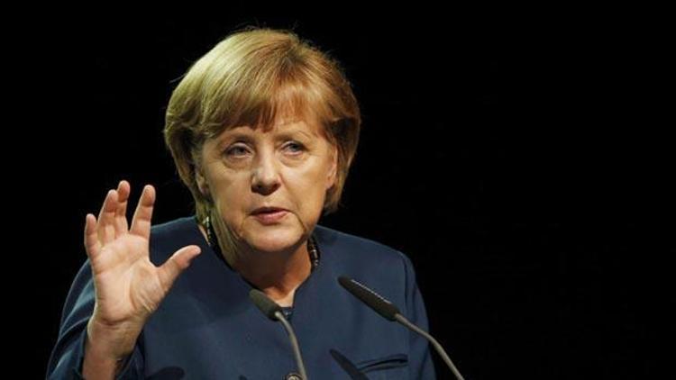 Merkel taban kaybediyor