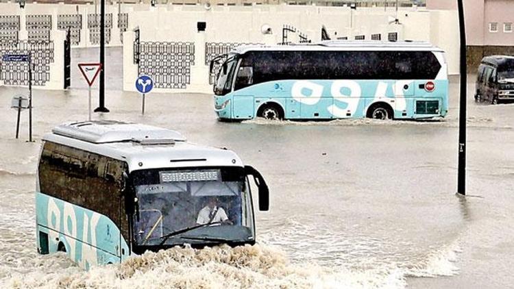 Katar’da müteahhitlere ‘sel’ uyarısı