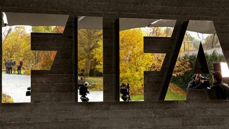 FIFA Rusya ambargosuna el attı