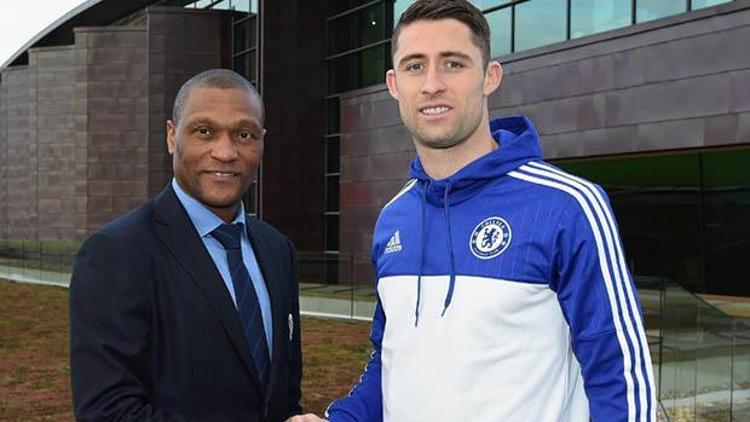 Chelsea, Gary Cahill ile 2019a kadar imzaladı