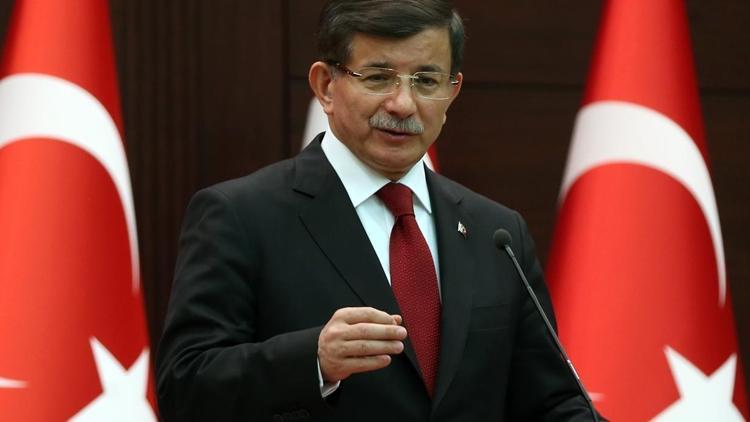 Başbakan Davutoğlu, Merkel ile görüştü