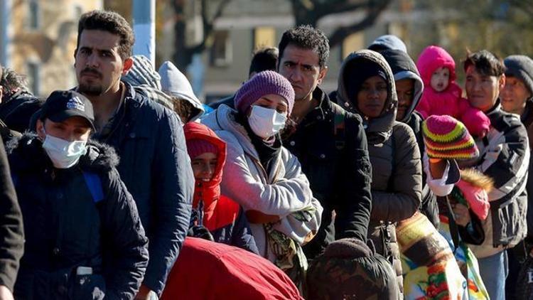 Almanyadaki sığınmacı sayısı bir milyona yaklaştı