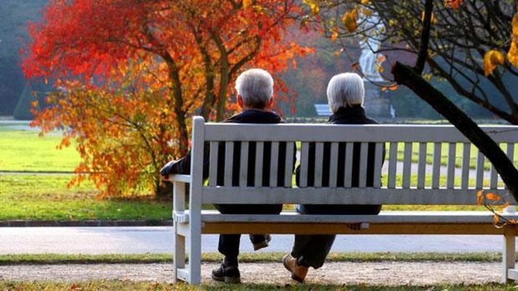 Alzheimer hastalarının yakınlarına hayatı kolaylaştıran 10 öneri