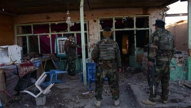 Afganistanda havalimanına saldırı: Çok sayıda ölü var