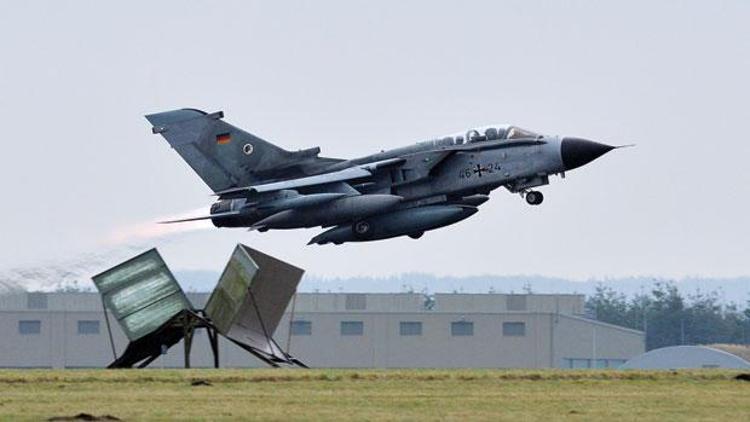 Alman tornadoları İncirlik’e geldi