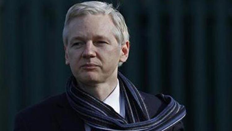 Julian Assange’ı İsveç savcısı sorgulayacak